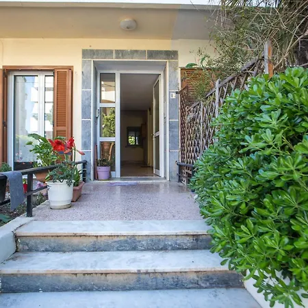 Kennedy 16 Urban Escape Rhodes Town Apartment